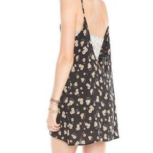 Brandy Melville Lynette Dress